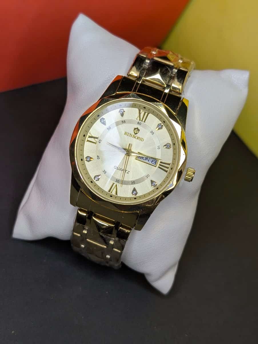 Binbond Diamond Cut Golden Dial