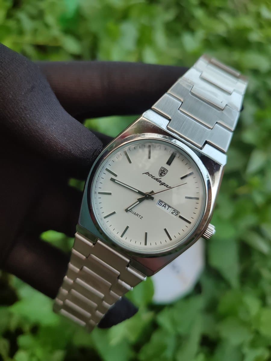 Poedagar 930 White Dial - slide 1