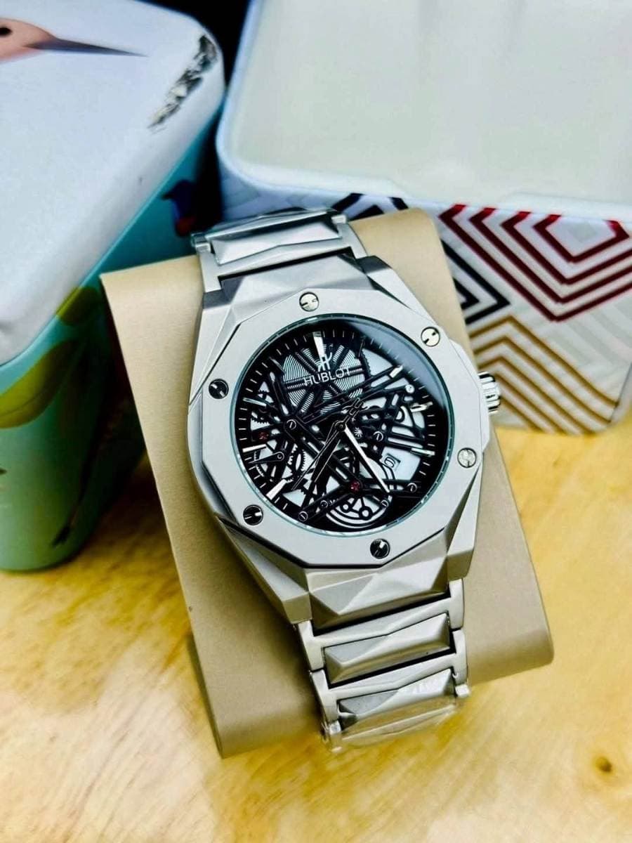 Hublot - ছবি 3